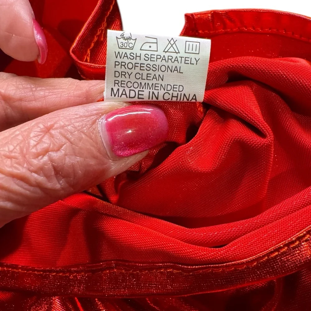 And the Why - beautiful red blouse - size M -  NWT - Picture 7 of 16